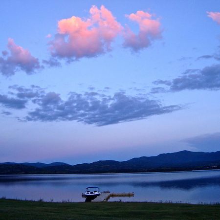 فندق Tepecoacuilco de Trujanoفي  Vida En El Lago المظهر الخارجي الصورة