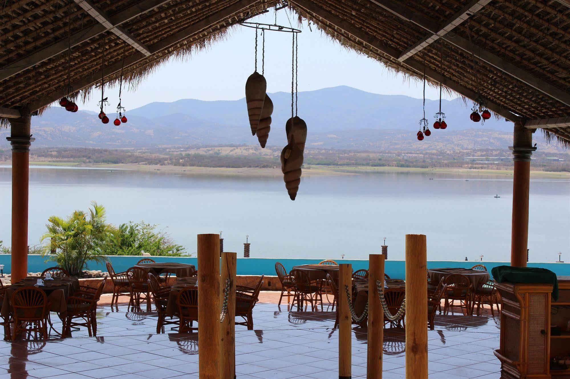فندق Tepecoacuilco de Trujanoفي  Vida En El Lago المظهر الخارجي الصورة